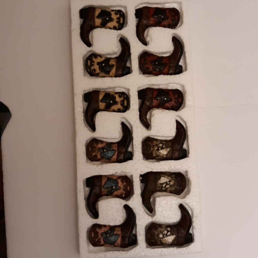 12 cute boot western magnets new in box